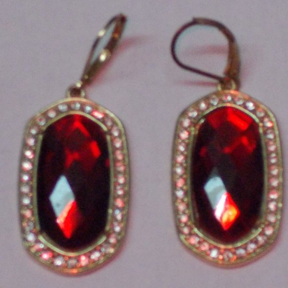 Stunning Red Pierced Earrings With Rhinestones - Picture 2 of 6